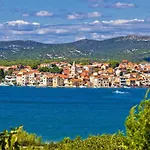 Guesthouse Vodice アパート *