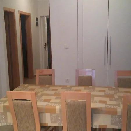 Guesthouse Vodice شقة